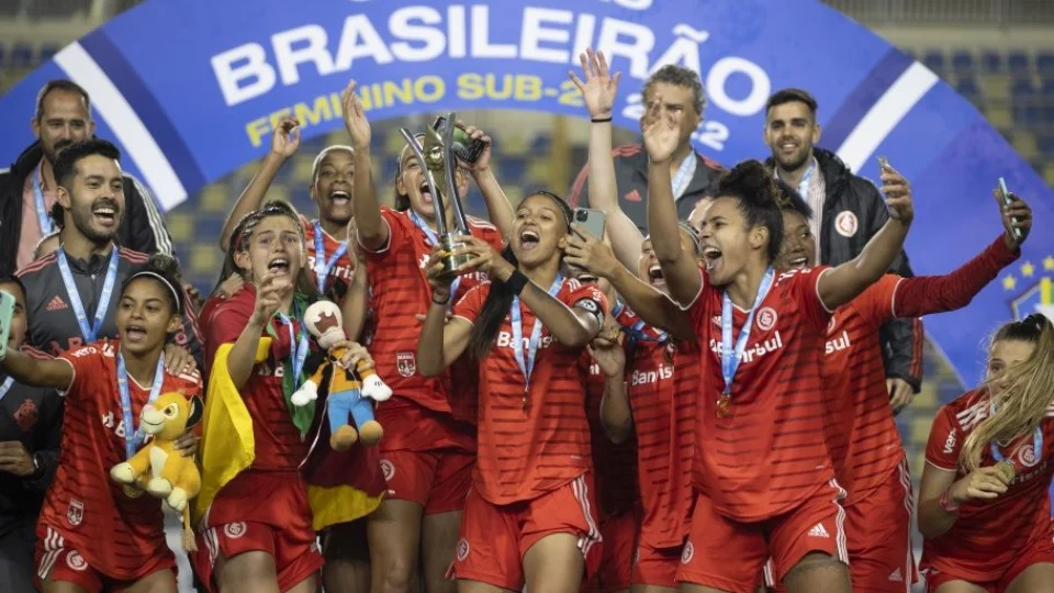 Brasileirão feminino Sub-20 inicia nesta terça, 6