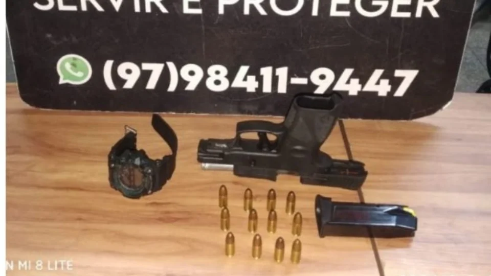 Jovem é preso com arma de fogo em escola no interior do AM