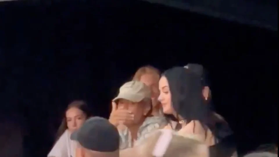 Atitude de Katy Perry com Taylor Swift surpreende após anos de desavenças