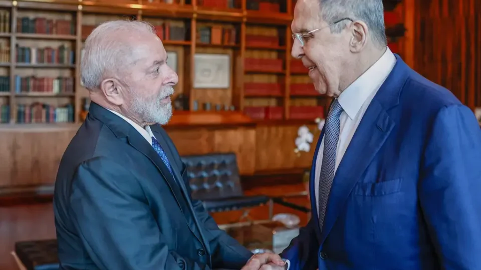 Lula diz a chanceler que visitará a Rússia em outubro