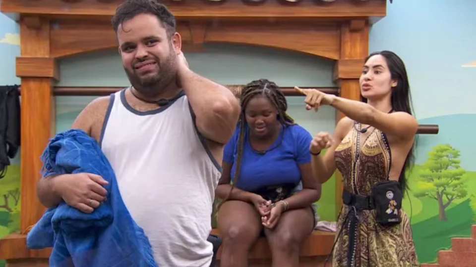 BBB 24: Michel reclama de corte de cabelo feito por Davi; veja imagem