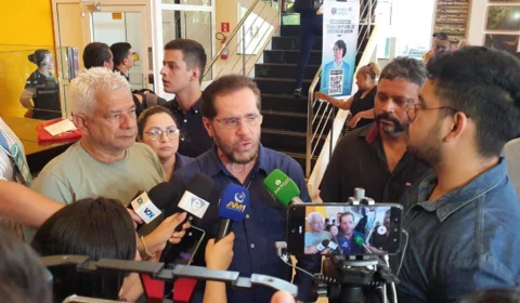 Plínio Valério declara apoio à pré-candidatura de Amon Mandel