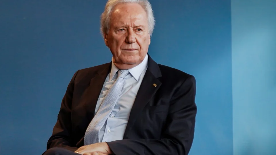 Lewandowski desembarca em Mossoró para acompanhar buscas por fugitivos