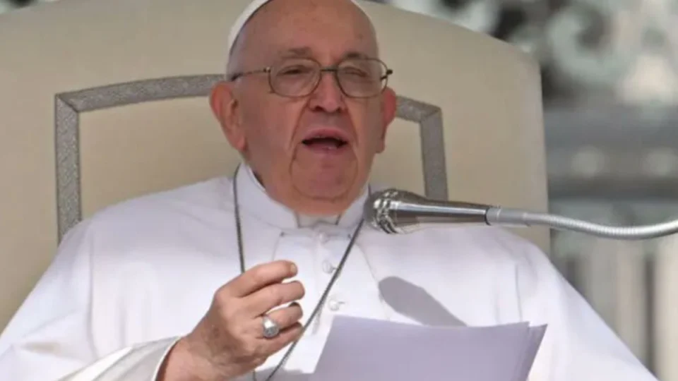 Papa Francisco em Brasília? Lula e governador do DF convidam papa