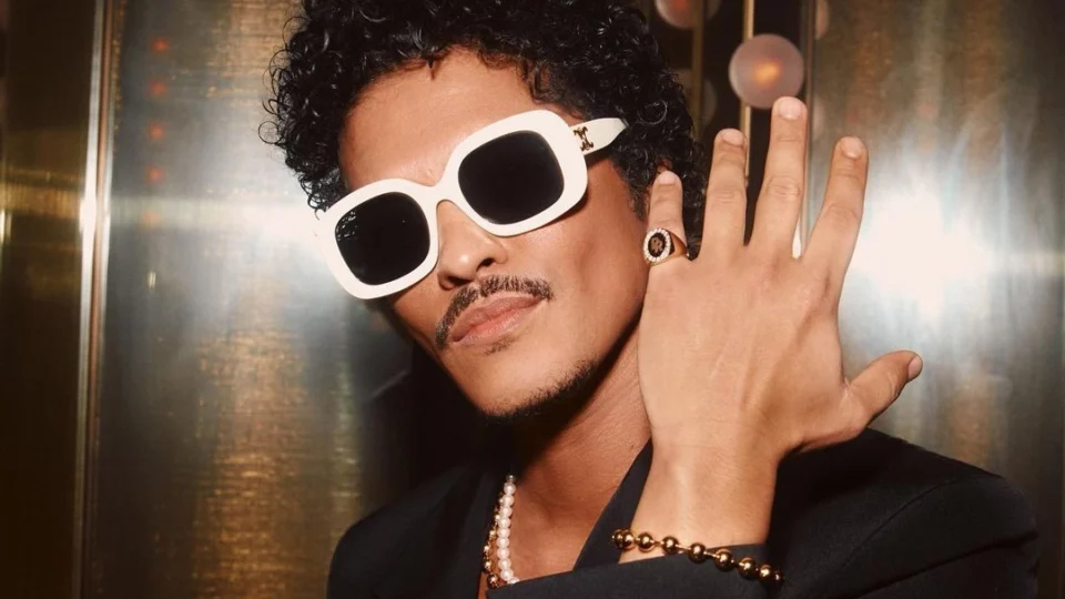 Bruno Mars deve 50 milhões de dólares a cassino, diz site