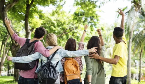 Jovens brasileiros entre 15 a 29 anos não estuda nem trabalha, diz IBGE