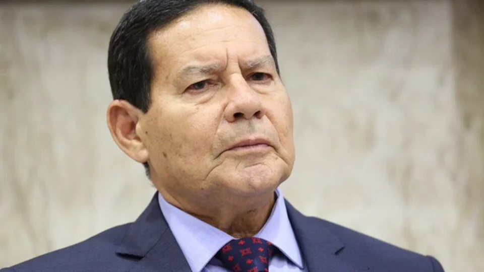Senador Mourão diz que acordo com França prejudica a Amazônia