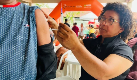AM inicia multivacinação nas escolas para atualização do esquema vacinal