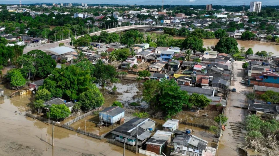Cheia no Acre: Rio Acre reduz mais de 1 metro em 24h