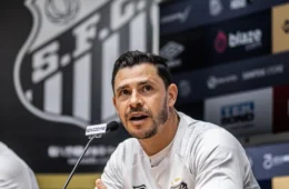 Ex-jogador do Corinthians vai à Justiça para cobrar R$ 1,8 milhão; entenda