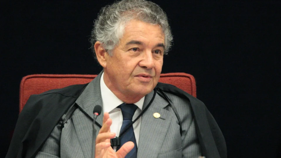 ‘Retrocesso brutal’, diz ministro aposentado sobre corrupção no Brasil