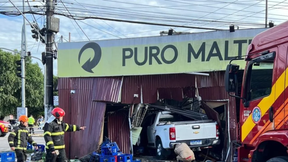 Justiça decreta prisão preventiva de motorista após morte de mulher em Manaus