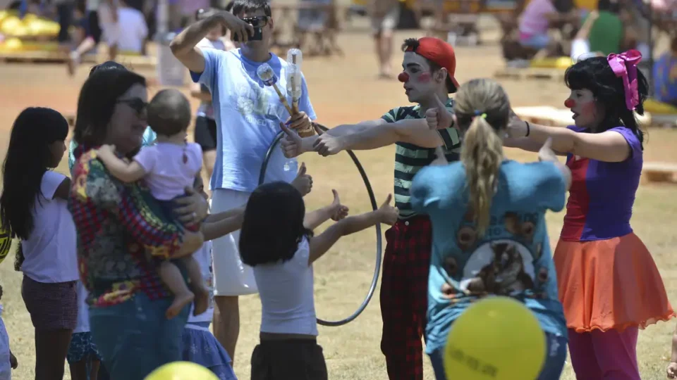 Lula sanciona lei que institui o incentivo à parentalidade positiva  