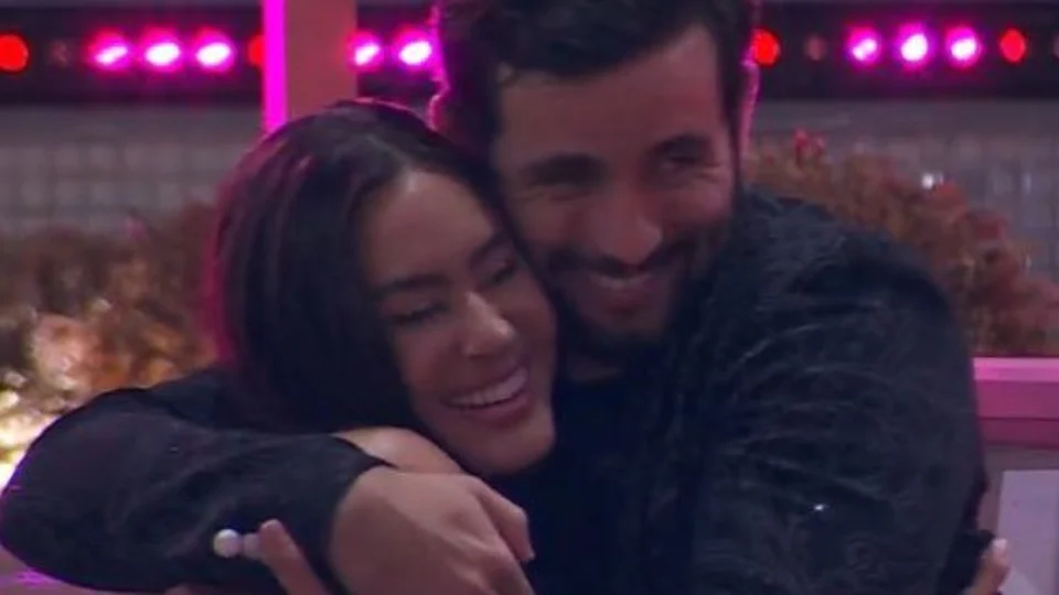 Pai de Matteus aprova aproximação de Isabelle: ‘Anne não tem a ver com ele’