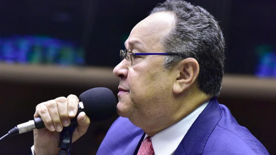 TRE absolve Silas Câmara de processo por captação