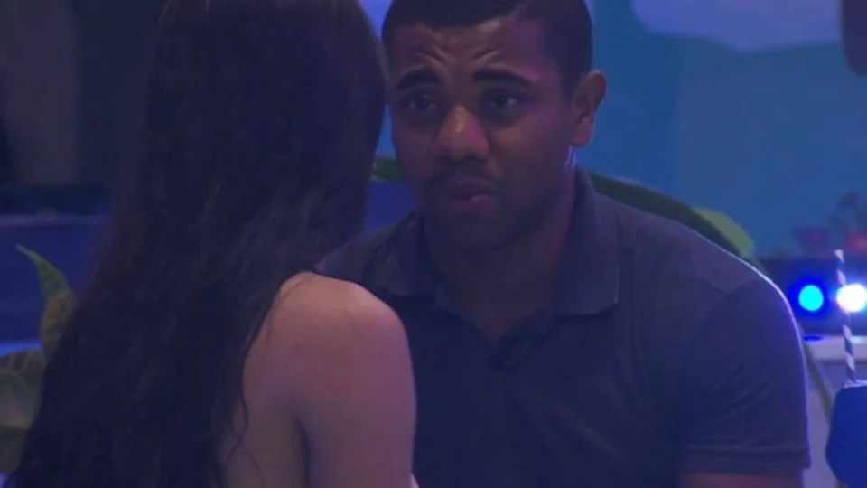 BBB 24: traficantes de Niterói usam fotos de Davi para vender drogas