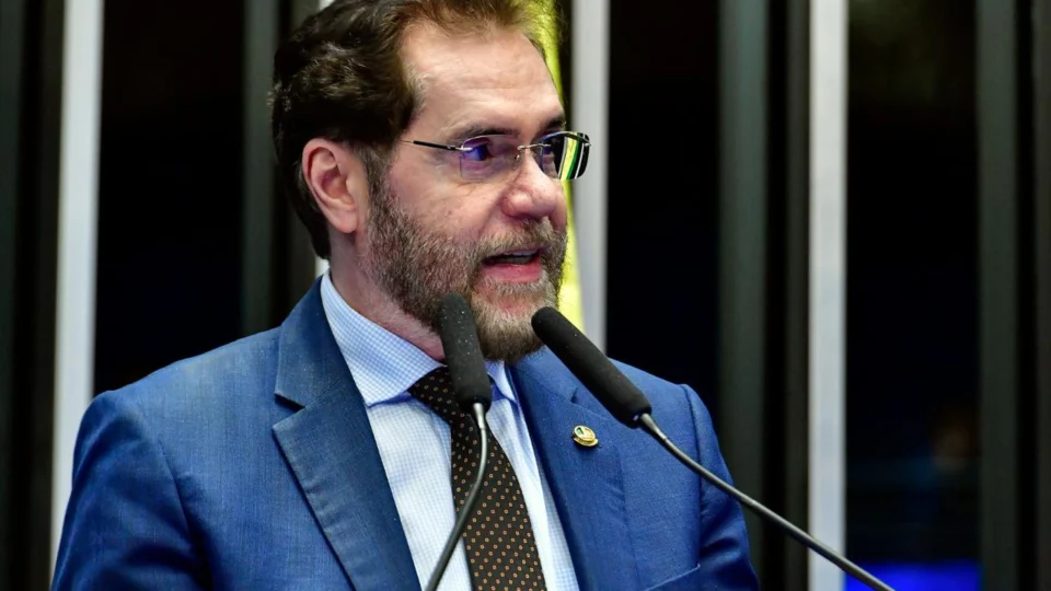 PEC que fixa mandato de ministros do STF começa a tramitar