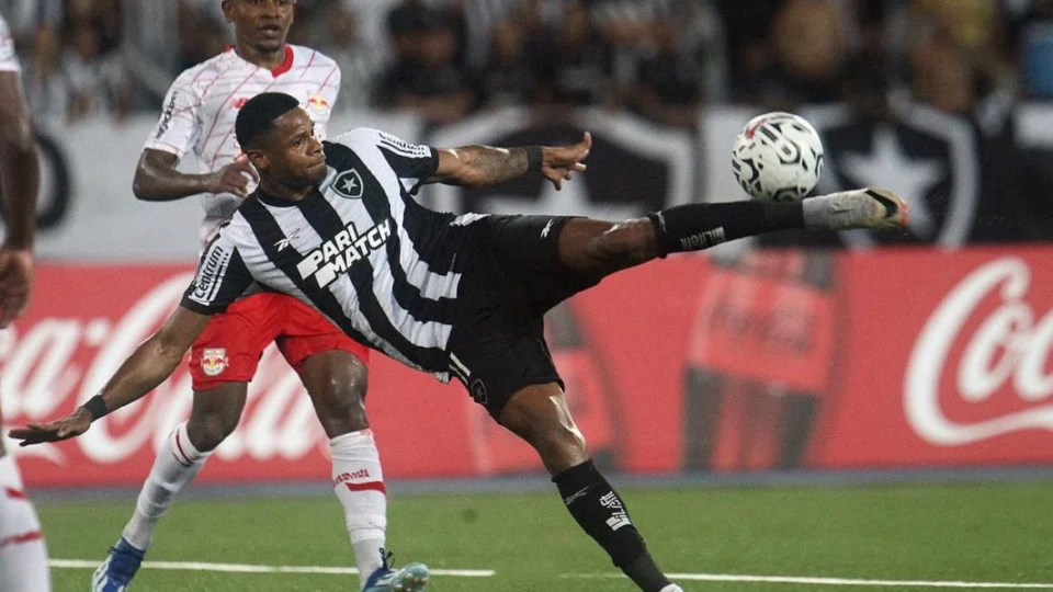 Liberta: Botafogo vence RB Bragantino em noite de Júnior Santos