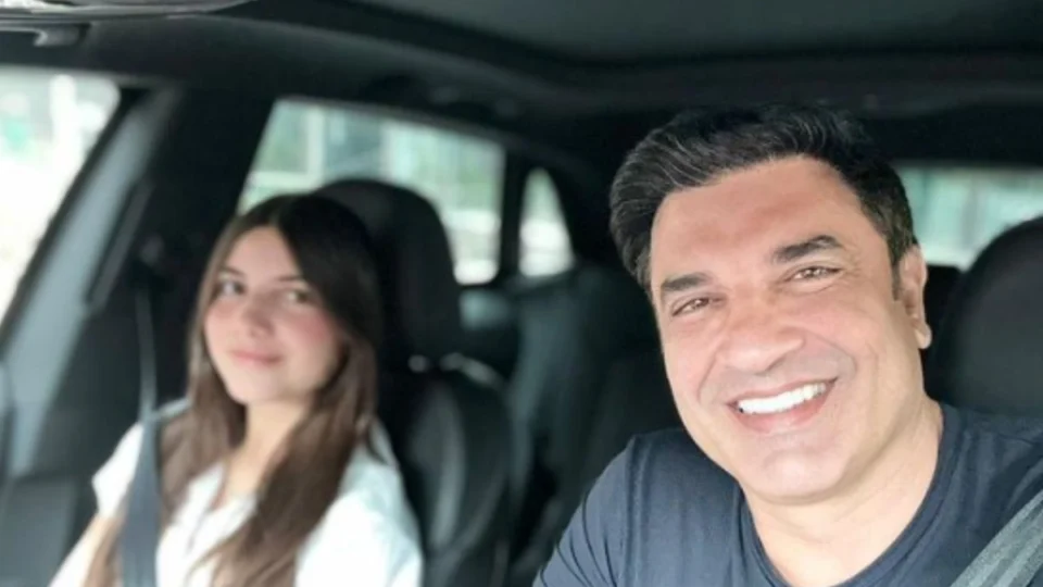 Edu Guedes ensina receita simples de alfajor caseiro ao lado da filha; veja