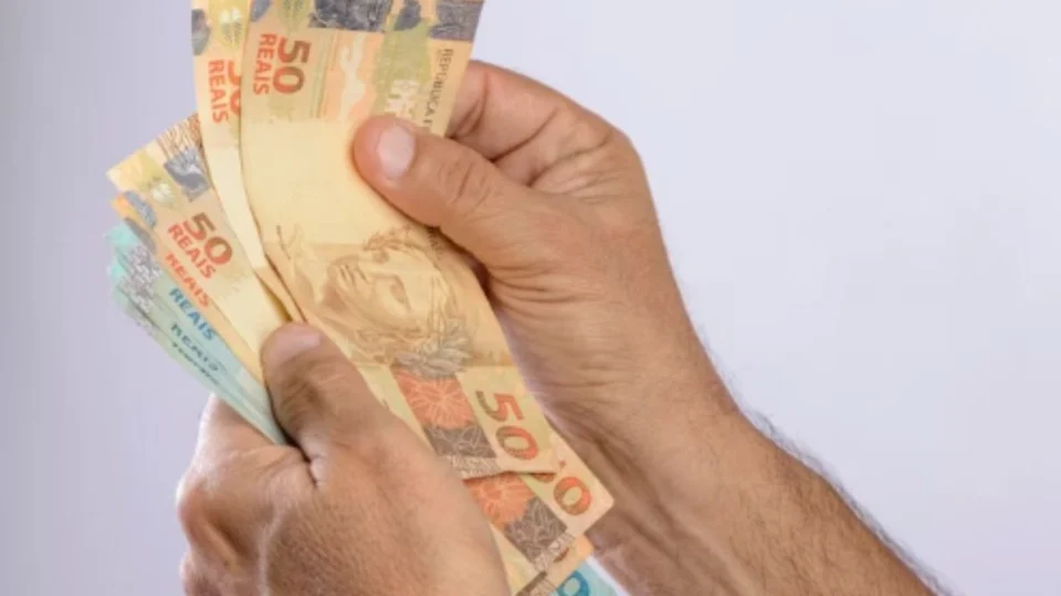 Lotofácil: ninguém acerta e prêmio sobe; veja novo valor