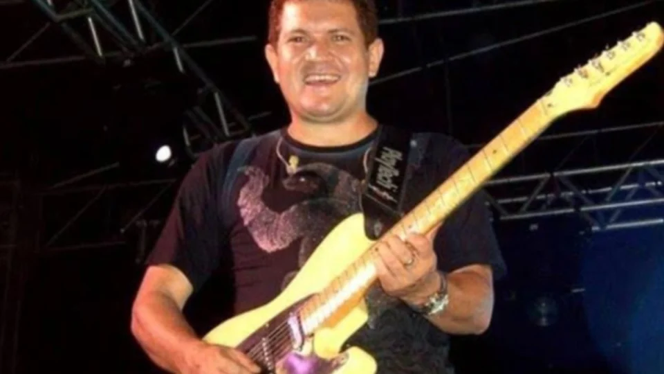 Ximbinha faz procedimento estético e mostra nova aparência