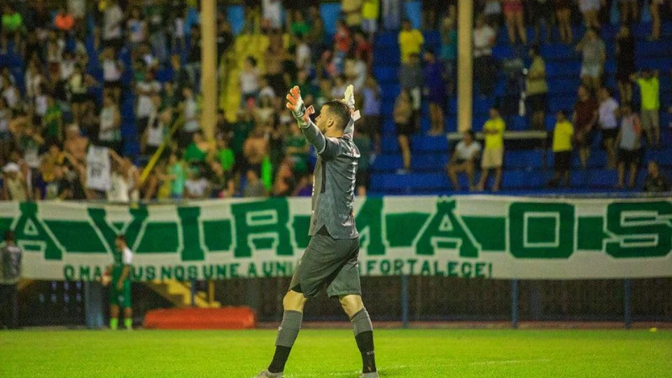 Destaque na final, goleiro Vinicius foi decisivo para título do Manaus