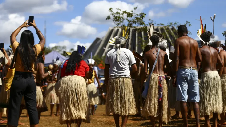 ATL 2024: mobilização indígena vai pressionar contra marco temporal