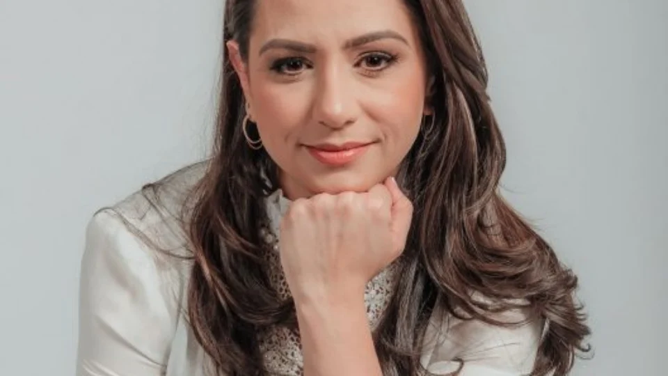 Priscilla Proveti: o que é neuromielite óptica