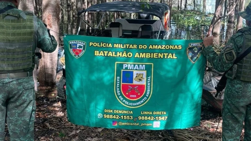 Policia Militar resgata peixes ornamentais e macaco no AM