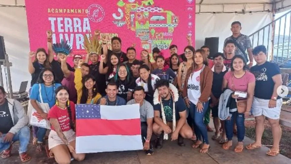 Estudantes indígenas do AM arrecadam recursos para ATL 2024, em Brasília