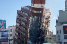 Vídeo impressionante mostra homem em piscina durante terremoto em Taiwan