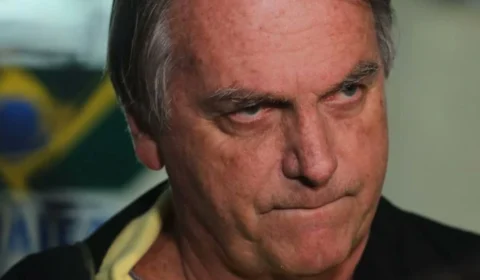 VÍDEO: pé de Bolsonaro é ungido por empresário em MT e gravação viraliza