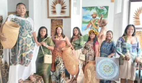 Ancestralidade é representada em desfile de moda indígena em Manaus