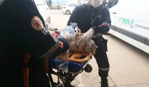 Idoso é atropelado ao cruzar estrada de bicicleta no AC