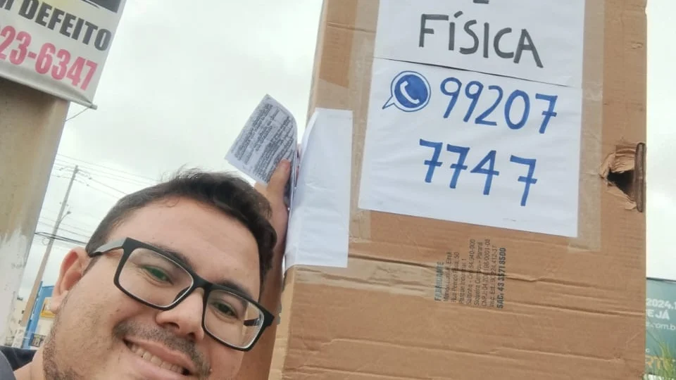 Professor anuncia aulas de reforço em semáforo de Rio Branco