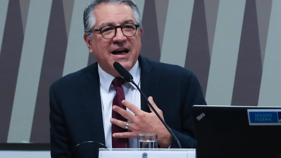 Padilha se diz otimista com negociação com Senado sobre Perse