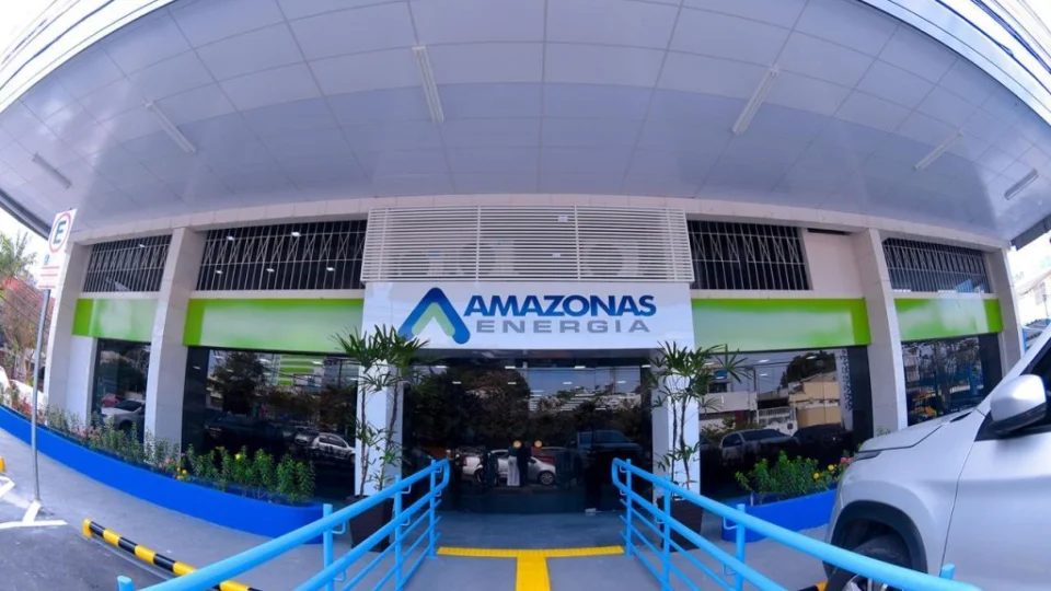 Amazonas Energia é notificada por apagão em Manaus e no interior