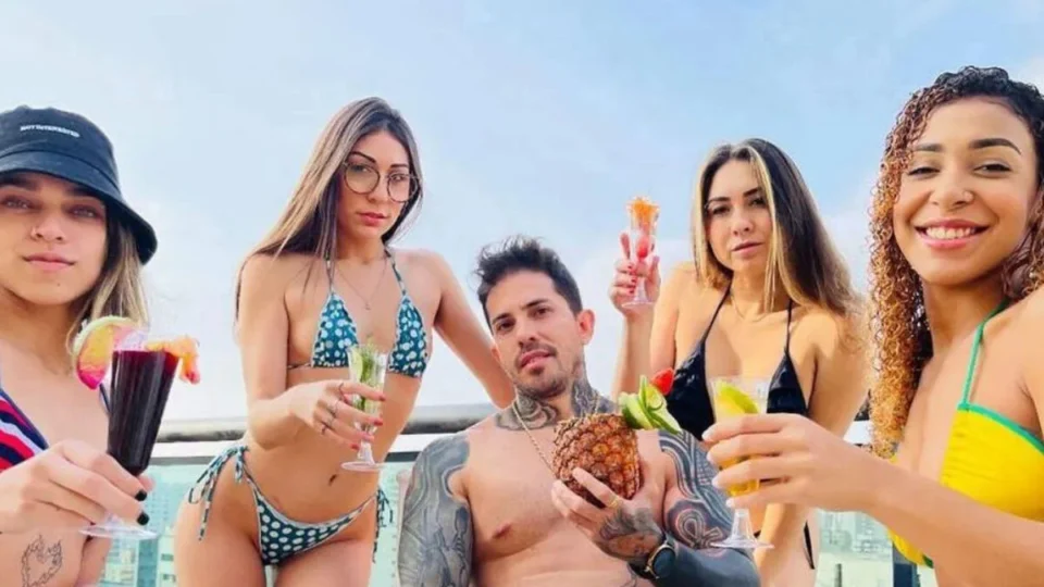 Arthur, o Urso, anuncia reality show em João Pessoa com conteúdo adulto