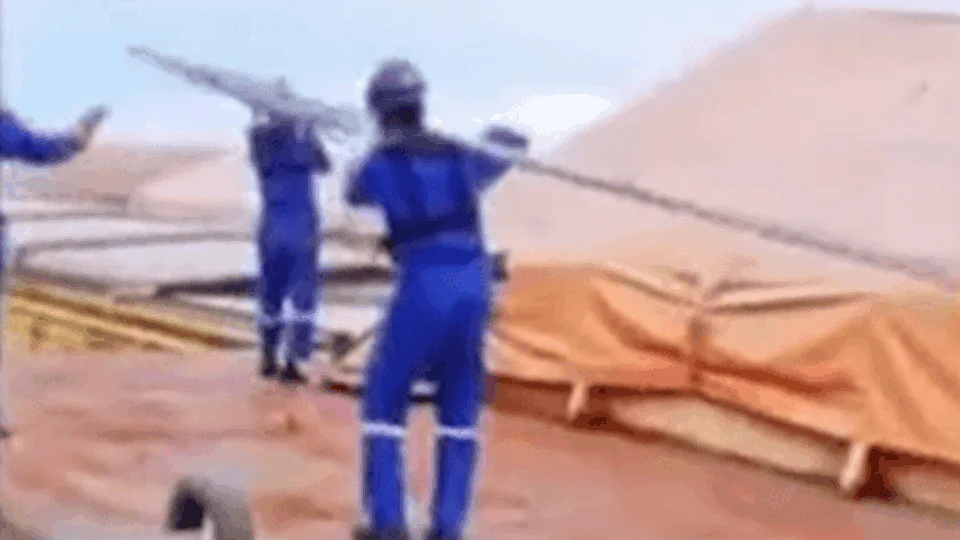 VÍDEO: jovem tem cabeça esmagada em balsa de Itacoatiara