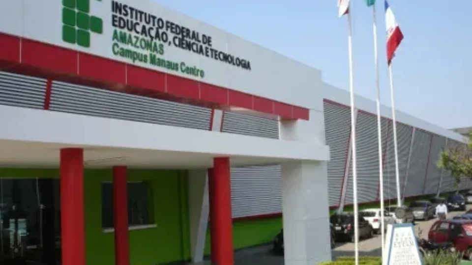 Servidores do Ifam em 13 municípios do AM aderem à greve nacional