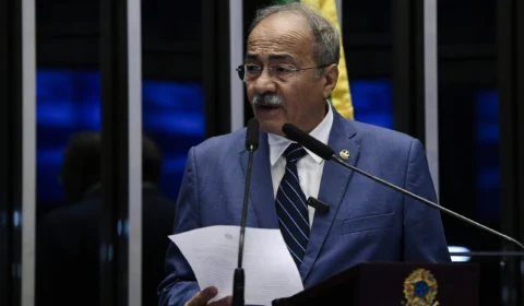 Senador Chico Rodrigues celebra aprovação da PEC sobre drogas