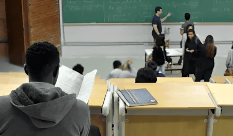 Senado aprova projeto que renova cotas raciais em concursos