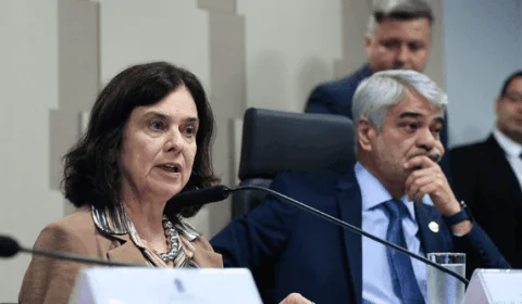Ministra da Saúde responde a senadores sobre combate à dengue