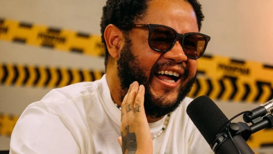 Emicida revela ter uma planta amazônica em sua horta; saiba qual