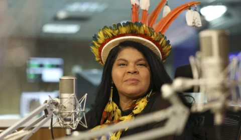 Guajajara pede combate ao racismo e à xenofobia contra brasileiros