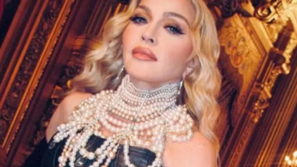 VÍDEO: Madonna “dá fora” em fãs brasileiros durante show e causa climão