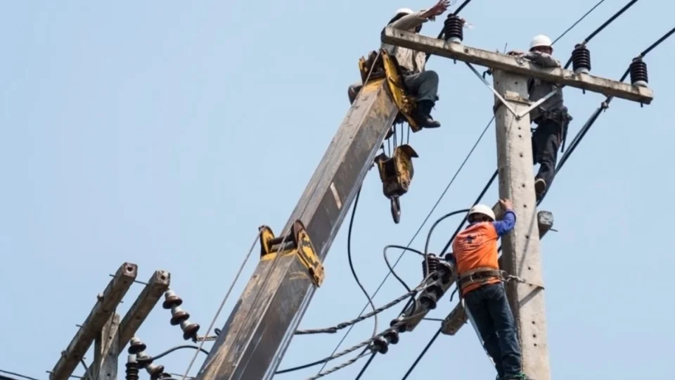 Manaus sem energia: quais regiões vão ficar sem luz nesta terça-feira?