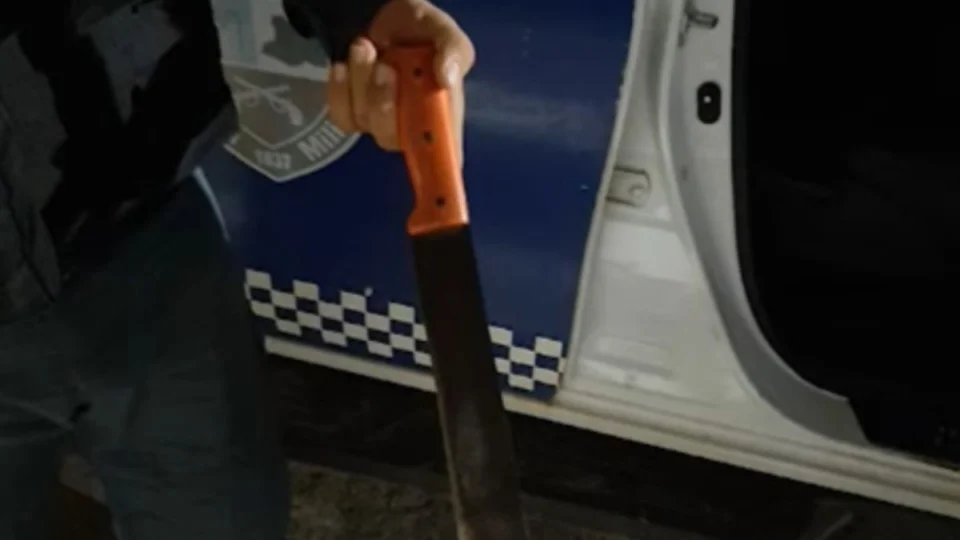 Menino revoltado tenta invadir escola para matar diretor no AM: “Acertar as contas”