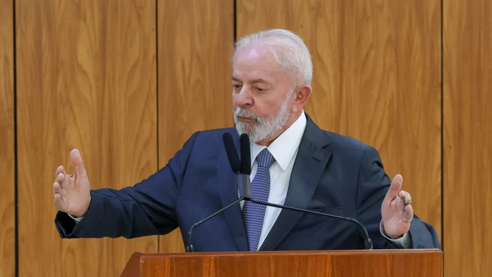 Chuvas no RS: Presidente lamenta não ser possível recuperar vidas perdidas