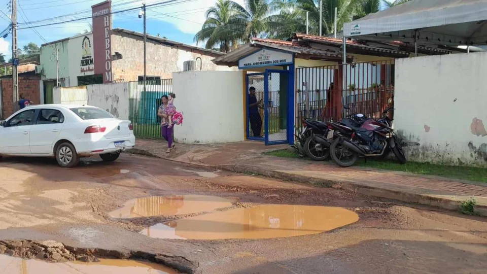 Moradores cobram ação da prefeitura em Rio Branco